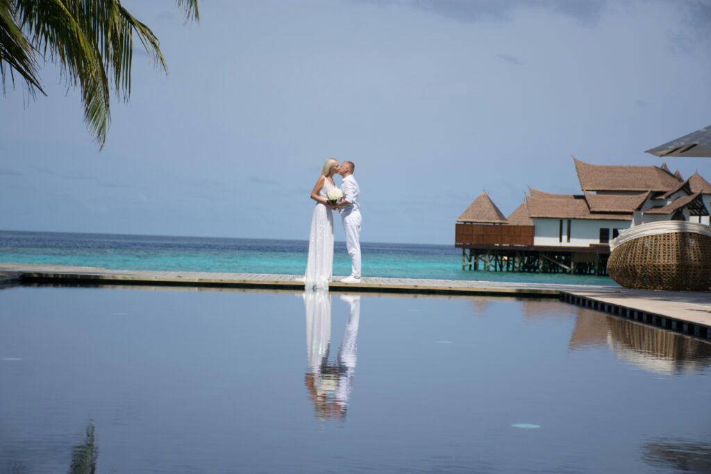 Lunas de miel alrededor del mundo: Boda en Maldivas, Foto de Hassan Nizam en Unsplash. Imagen decorativa