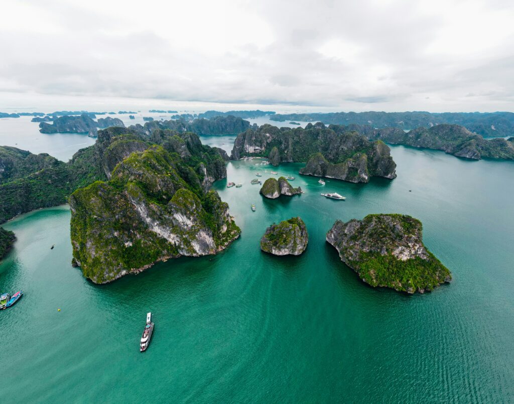 Hạ Long, Quảng Ninh, Vietnam.
Foto de Ryan Le en Unsplash. Imagen decorativa