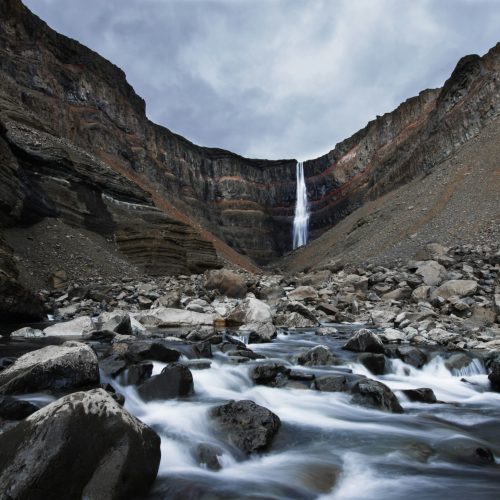 Hengifoss, Fljotsdalsvegur, Egilsstaðir, Islandia