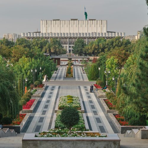 farhodjon-chinberdiev-hDO53B4wFWU-unsplash